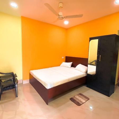 Hotel Sk Lodge Near Guwahati Airport Δωμάτιο φωτογραφία
