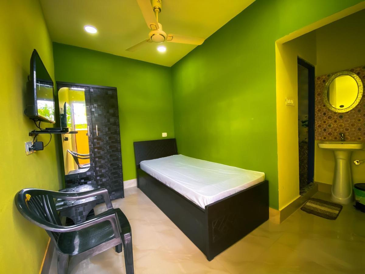Hotel Sk Lodge Near Guwahati Airport Εξωτερικό φωτογραφία