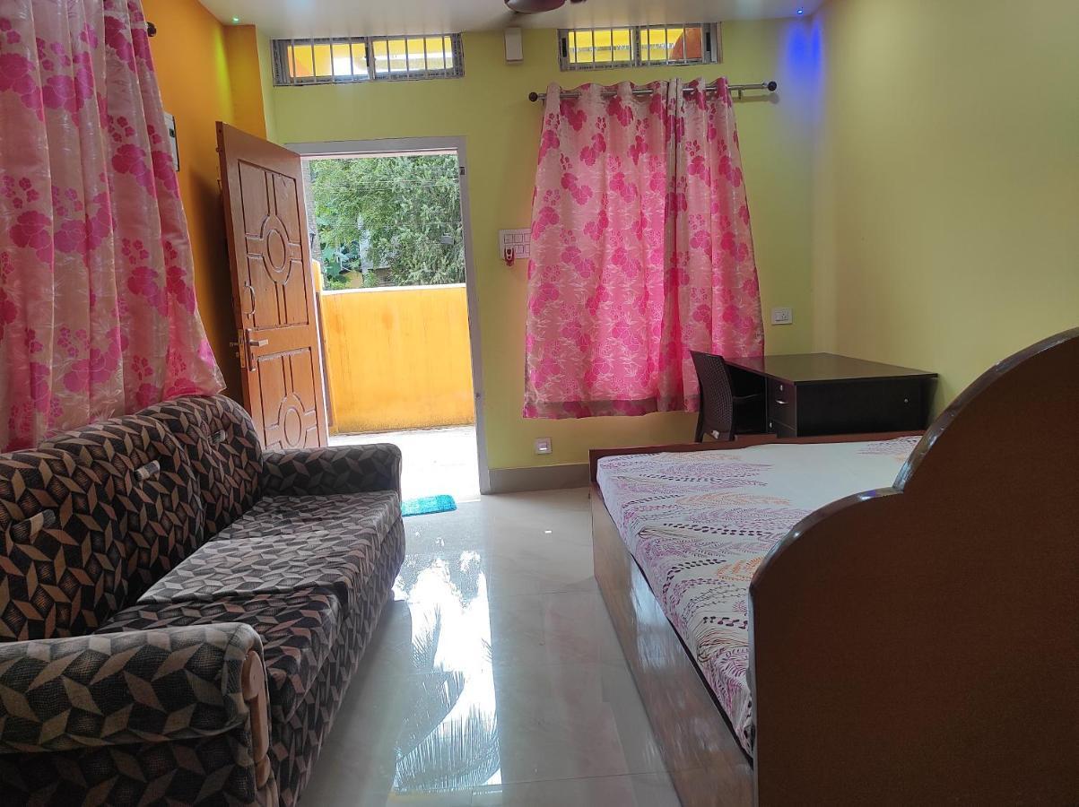Hotel Sk Lodge Near Guwahati Airport Εξωτερικό φωτογραφία