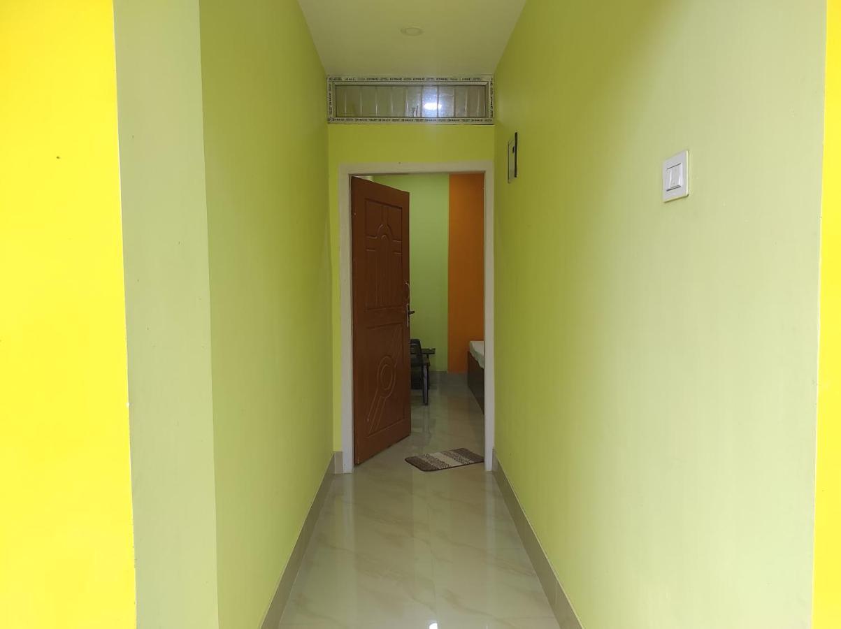 Hotel Sk Lodge Near Guwahati Airport Εξωτερικό φωτογραφία
